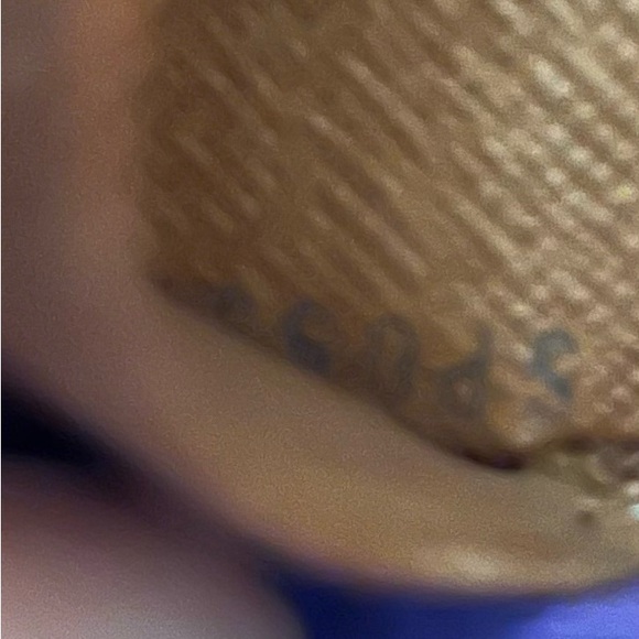 Vintage Louis Monogram Vuitton Elise Wallet - Picture 11 of 11